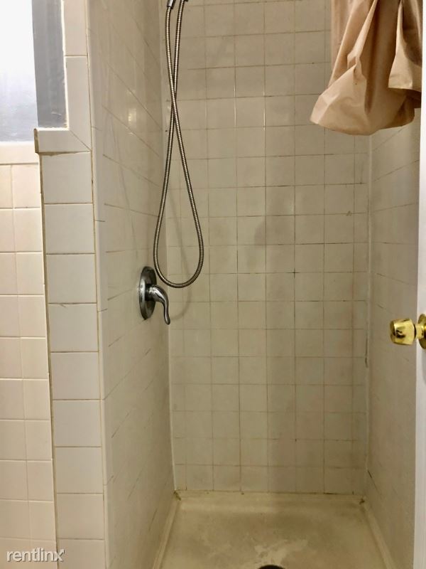 41 W 54th St in Bayonne, NJ - Building Photo - Building Photo