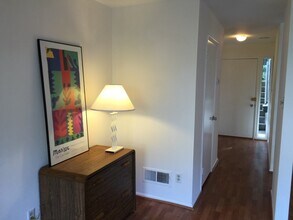 1710 Westwind Way in McLean, VA - Building Photo - Building Photo