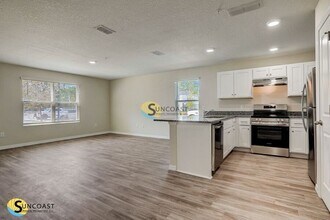 5677 George Ct in Jacksonville, FL - Building Photo - Building Photo