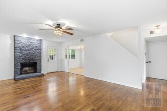 7508 Elderberry Dr in Austin, TX - Building Photo - Building Photo