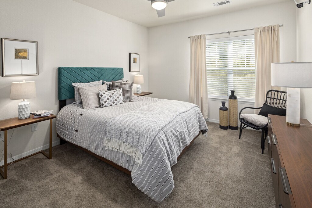 Latitude at Mallard Creek Charlotte, NC Apartments