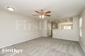 3741 E Jasper Dr in Gilbert, AZ - Foto de edificio - Building Photo