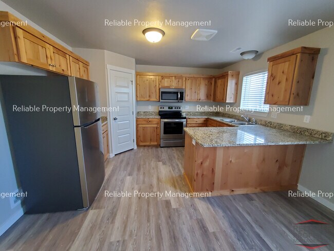 2001 Lawrence Ln, Unit 1102 in Blackfoot, ID - Building Photo - Building Photo