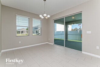 11836 Clare Hill Ave in Riverview, FL - Foto de edificio - Building Photo