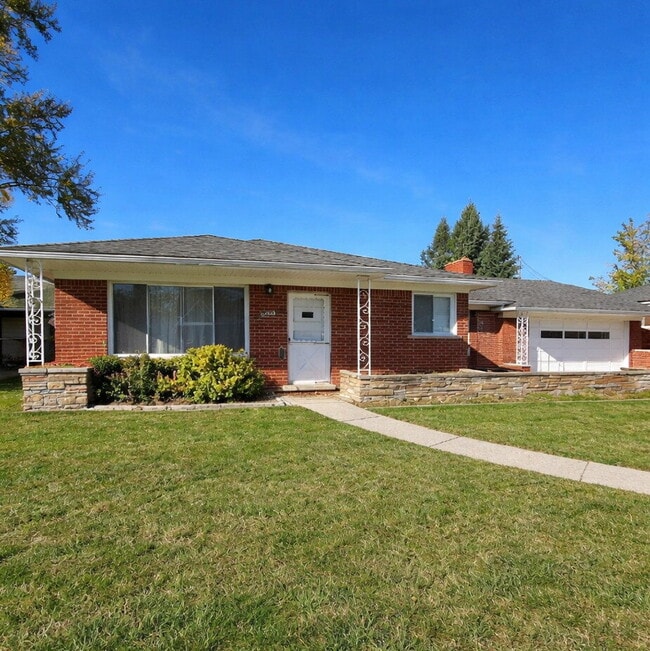 property at 23821 Lambrecht Ave