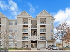 5130 Brittney Elyse Cir, Unit I in Centreville, VA - Building Photo