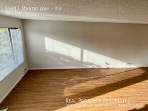 15917 Manor Way, Unit #3 in Lynnwood, WA - Building Photo - Building Photo