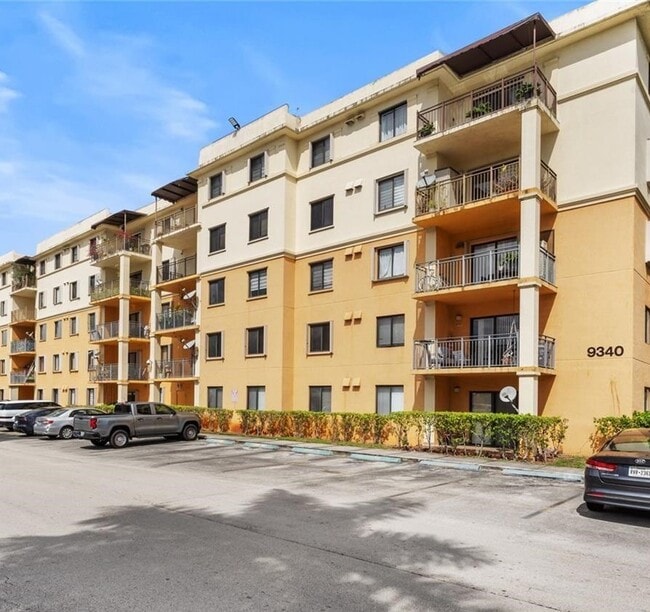 property at 9340 Fontainebleau Blvd