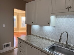 630 Metropolitan Ave in Boston, MA - Building Photo - Building Photo