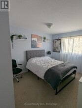 170 Palace Beach Trl in Hamilton, ON - Building Photo - Building Photo