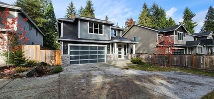 2310 N 179th St in Shoreline, WA - Building Photo - Building Photo