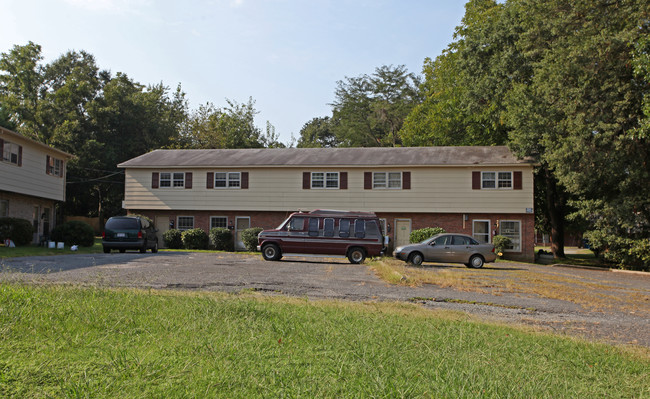 The Townhomes at Humboldt Place in Mount Holly, NC - Building Photo - Building Photo