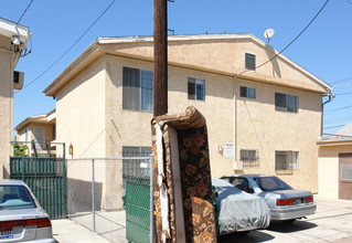 4385 Hamilton St in San Diego, CA - Building Photo - Building Photo