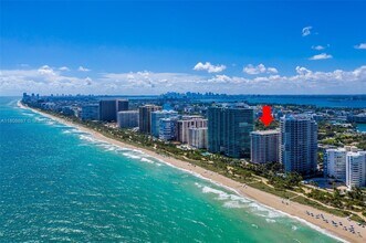 10205 Collins Ave in Bal Harbour, FL - Building Photo - Building Photo
