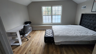 10 Delmar Ln NW in Atlanta, GA - Building Photo - Building Photo