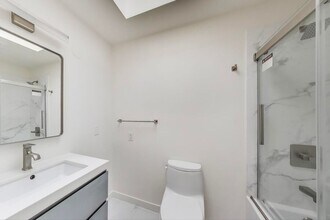 2137 Lombard St in San Francisco, CA - Building Photo - Building Photo