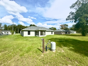 40 Water Track Dr in Ocala, FL - Foto de edificio - Building Photo
