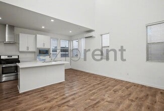 450 Crate Ave in Sacramento, CA - Building Photo - Building Photo