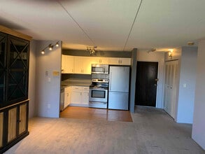 46 Cochituate Rd in Framingham, MA - Building Photo - Building Photo
