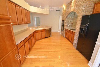 6303 Bridgecrest Dr in Lithia, FL - Building Photo - Building Photo