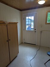 255 SE 2nd St in Canyonville, OR - Building Photo - Building Photo