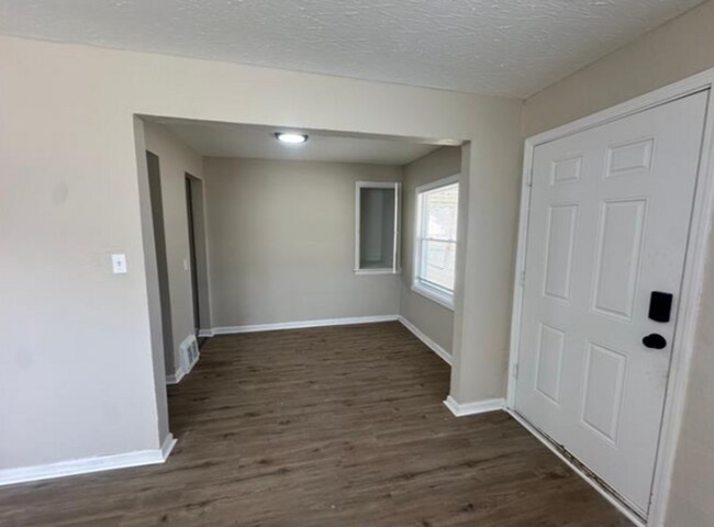 18437 Trinity St in Detroit, MI - Building Photo - Building Photo
