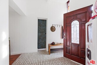 19511 Sunken Trail in Topanga, CA - Building Photo - Building Photo