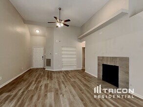 212 Sunset Dr in Glenn Heights, TX - Building Photo - Building Photo