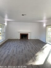 9302 Grant Line Rd in Elk Grove, CA - Building Photo - Building Photo