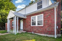 1158 N Florissant Rd in St. Louis, MO - Foto de edificio - Building Photo