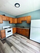 119 Woodlawn Ave, Unit 1 in Jersey City, NJ - Building Photo
