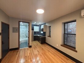 20 Reed St in Jersey City, NJ - Building Photo