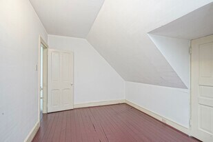 315 Chestnut St in Moorestown, NJ - Building Photo