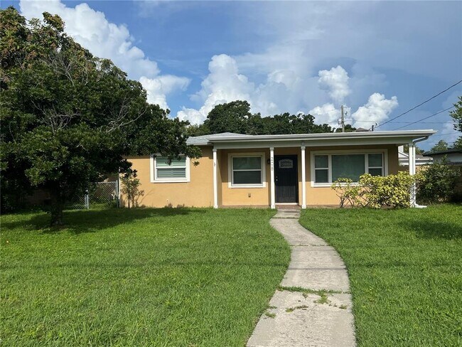 208 N Glen Ave in Tampa, FL - Building Photo - Building Photo