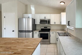 2897 10th St in St. Augustine, FL - Building Photo - Building Photo