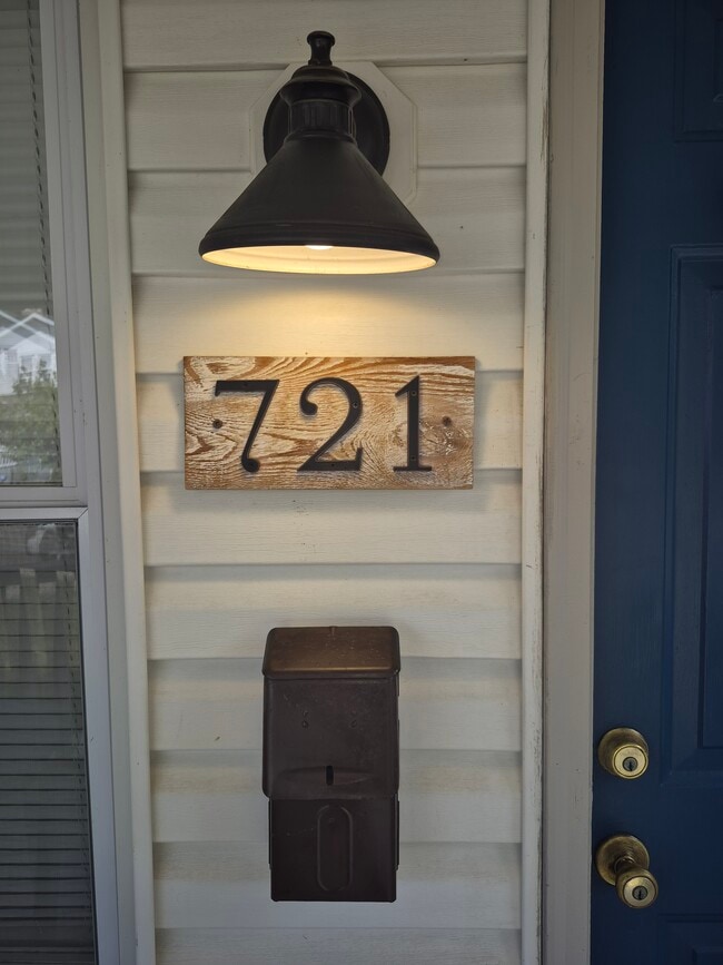 property at 721 Hanford St