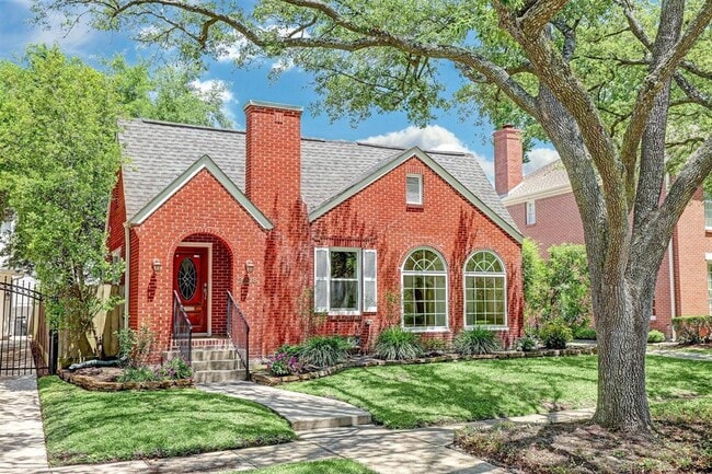 2908 Albans Rd in Houston, TX - Building Photo - Building Photo