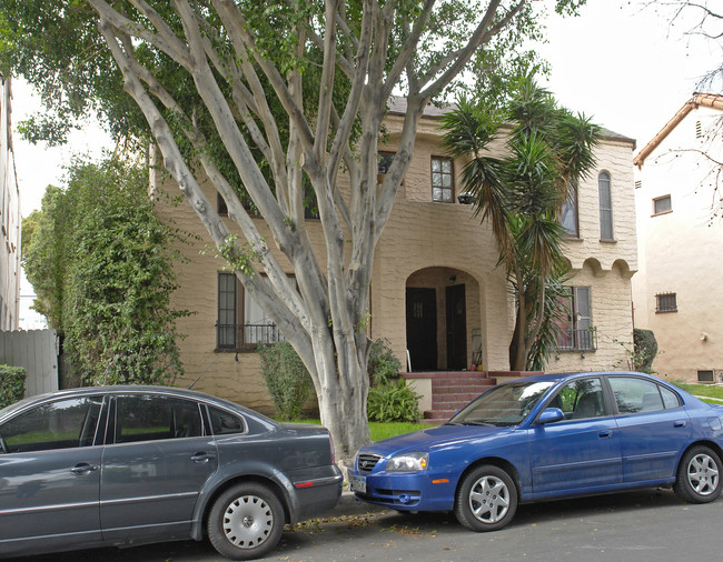 459 N Orange Grove Ave in Los Angeles, CA - Building Photo - Building Photo