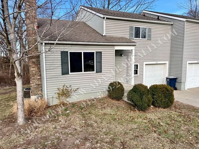 1924 E 97th St in Kansas City, MO - Building Photo - Building Photo