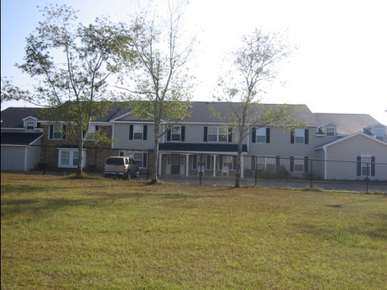 Country Club Apartments in Americus, GA - Building Photo