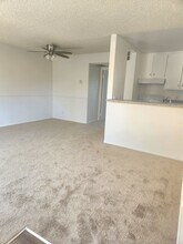 8726 Independence Ave, Unit 219I in Los Angeles, CA - Building Photo - Building Photo