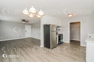 210 Deer Pkwy in Athens, GA - Building Photo - Building Photo