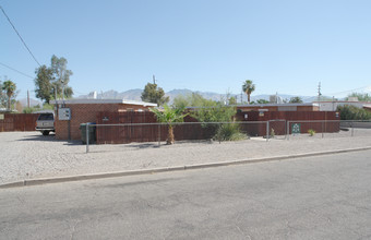 3431 E Cody Ave in Tucson, AZ - Building Photo - Building Photo