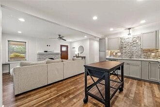 323 Anderson Ave NW in Atlanta, GA - Building Photo - Building Photo