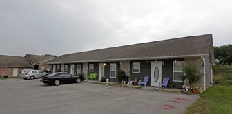 181 Murrell Meadows Dr in Sevierville, TN - Building Photo