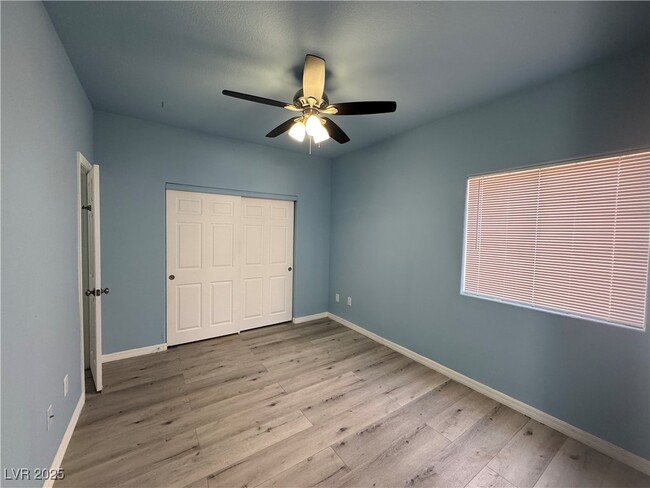 5225 W Reno Ave in Las Vegas, NV - Building Photo - Building Photo