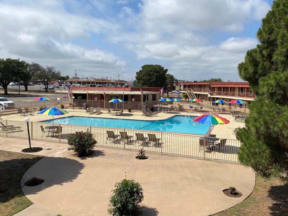 Bellagio At Sunset Apartments in San Angelo, TX - Building Photo