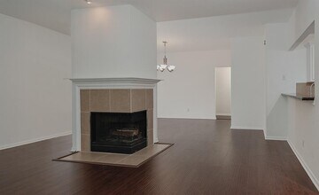 67 W Trillium Cir in Spring, TX - Building Photo - Building Photo