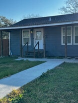 548 Dixon Dr in Corpus Christi, TX - Building Photo