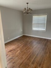 824 E Hampton Rd in Whitefish Bay, WI - Building Photo - Building Photo